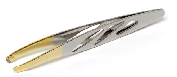 Фото Пинцет для бровей Weisen RRK-984 скошенный, глянцевый, 9 см (Пинцеты для бровей)