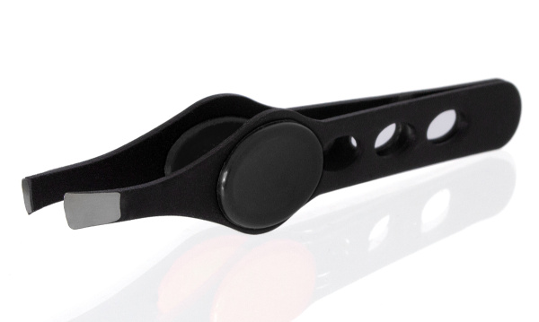 Фото Пинцет для бровей Weisen RRK-1046BLK скошенный, 9,5 см, черный (Пинцеты для бровей)